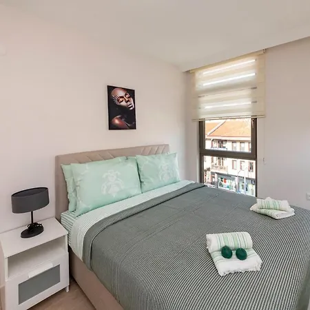 Cozy In The Heart Of Apartman