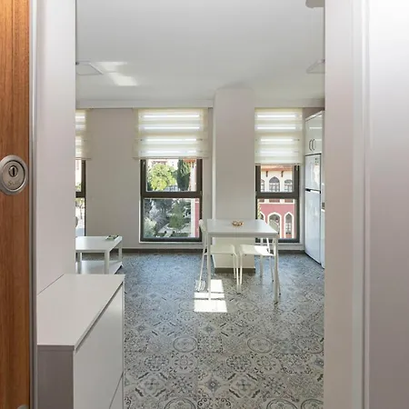 Cozy In The Heart Of Apartman